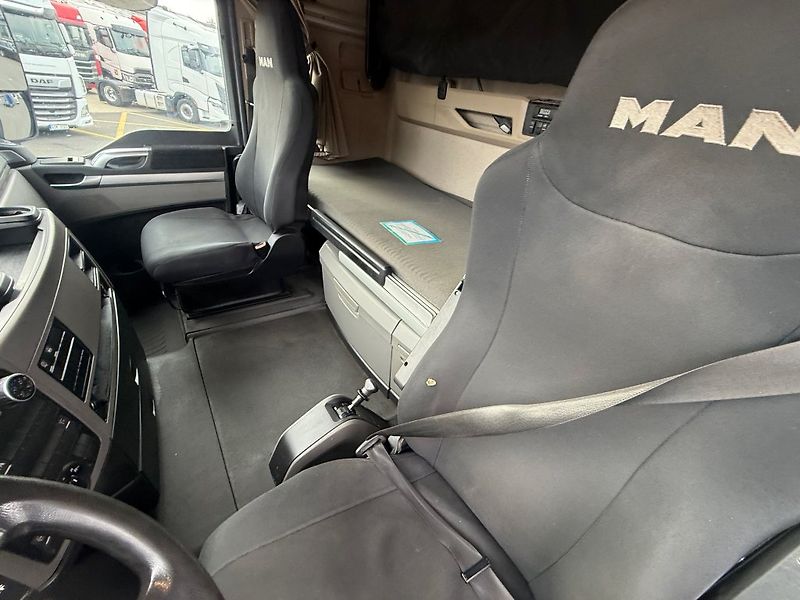 MAN TGX18.460 EURO 6 XLX Retarder, - fotka 13 z 17