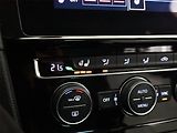 Volkswagen Golf (2017) 1.4 TSI, Automat, Tempomat - náhled 17