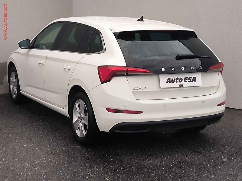 Škoda Scala (2021) 1.0TSI, ČR, Style - fotka 6 z 24