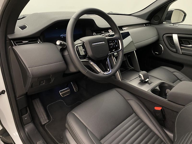 Land Rover Discovery Sport D200 DYNAMIC SE REZERVACE - fotka 4 z 53