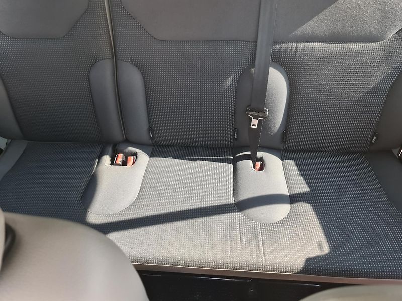 Opel Vivaro (2012) LONG 2.0 CDTi HRADEC KRÁLOVÉ - fotka 43 z 89
