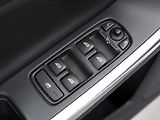 Volvo V60 2.4 D6 162kW R-Design Aut. DPH - náhled 15