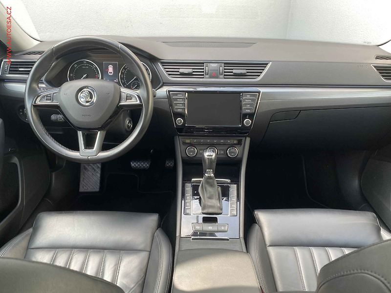 Škoda Superb (2016) 2.0 TDI 4x4, Style, DSG, kůže - fotka 8 z 19