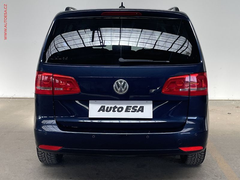 Volkswagen Touran (2011) 1.4 TSi, Comfortline, navi - fotka 5 z 15