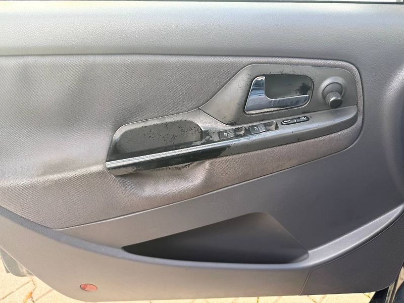 Seat Cordoba (2001) 1.4 8V 44 kW Stella - fotka 16 z 20