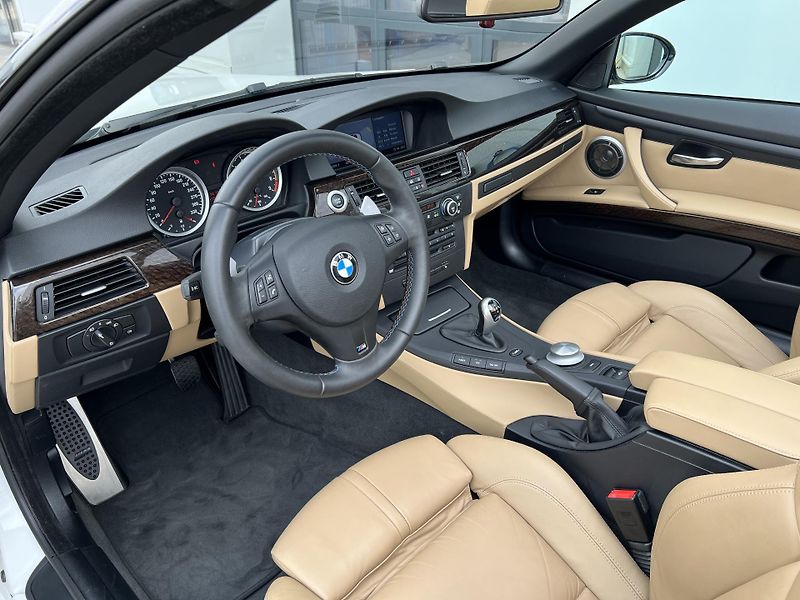 BMW M3 Perfektní Stav - fotka 15 z 21