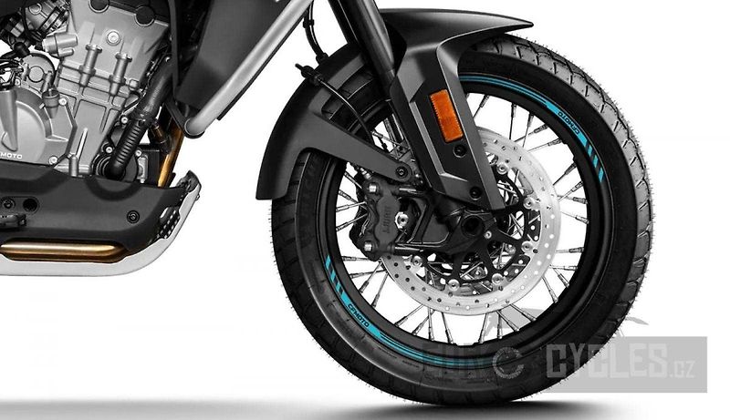 CFMOTO 800 MT (2026) Sport - Skladem, testovací jíz - fotka 4 z 18