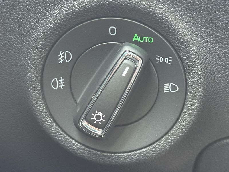 Škoda Karoq (2018) 1.5TSi MAN Style+ Kessy, tažné - fotka 24 z 52