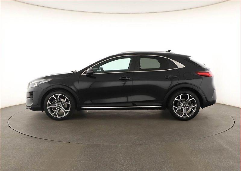 Kia XCeed (2020) 1.4 T-GDI, Automat, Serv.kniha - fotka 3 z 20