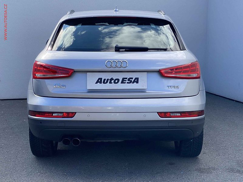 Audi Q3 (2017) 1.4 TFSi, Bixen, kůže, navi - fotka 5 z 20