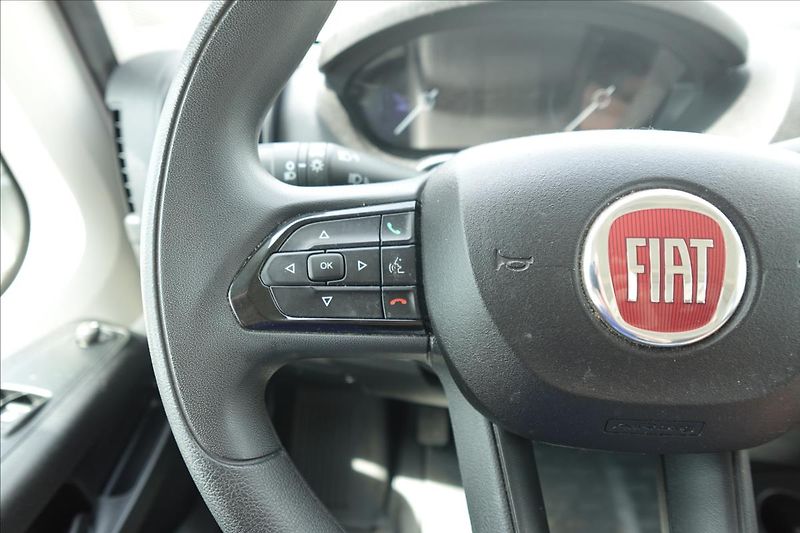 Fiat Ducato 2,2 MJT  L2H1 6MÍST KLIMA - fotka 25 z 33