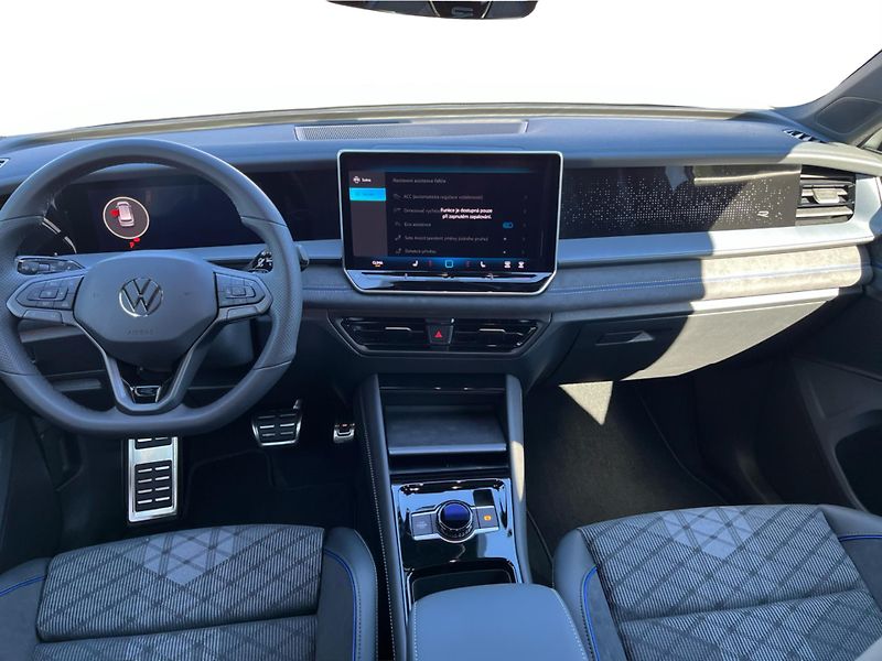 Volkswagen Tayron R-Line People 2,0 TDI 142 kW 4 - fotka 5 z 28