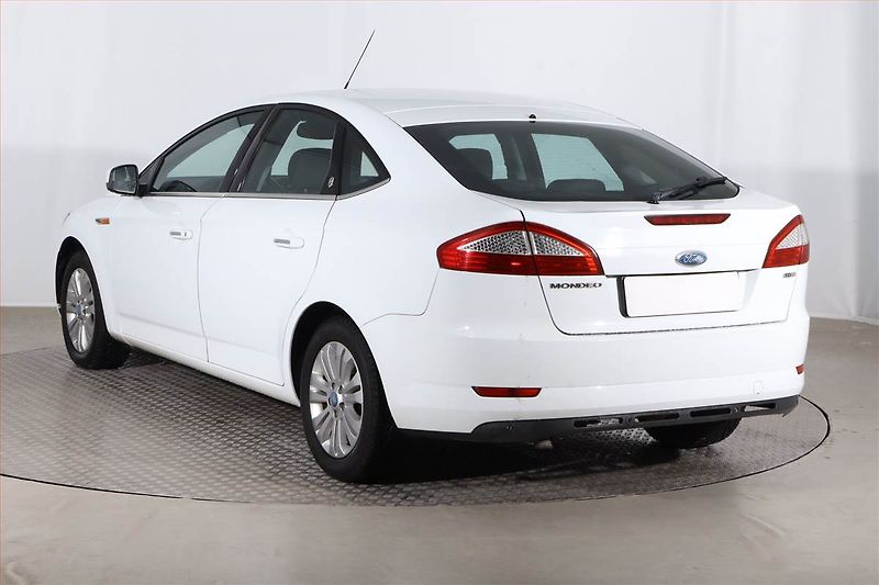 Ford Mondeo (2009) 1.8 TDCi, servisované - fotka 4 z 19