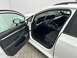 Volkswagen Golf Life 6G 1,0TSi - náhled 4