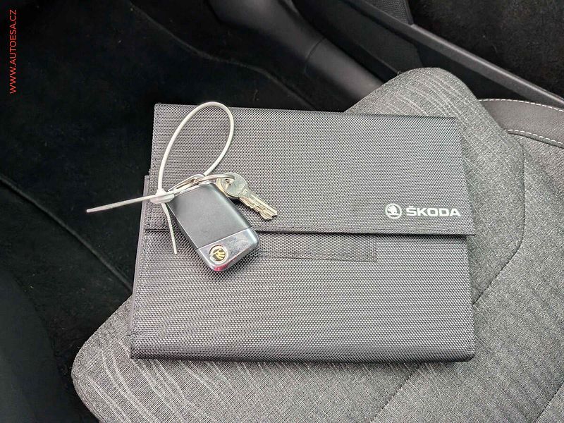 Škoda Kodiaq (2018) 2.0 TDi 4x4, ČR, DSG, navi - fotka 14 z 14