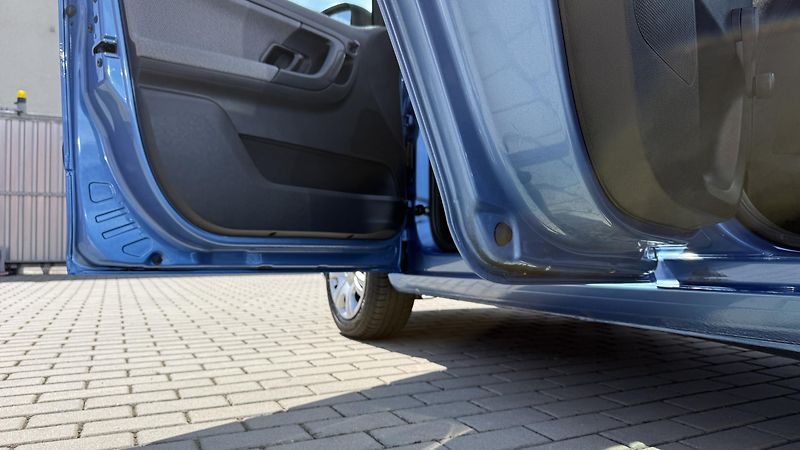Škoda Fabia 1.4 16V*63kW*ACTIVE*57020KM* - fotka 12 z 25