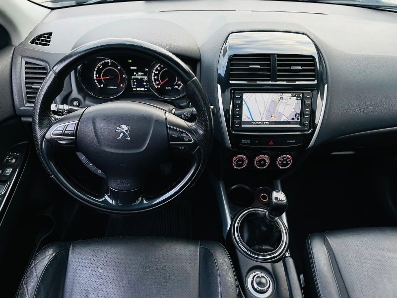 Peugeot 4008 1.8HDI 4x4 VÝHŘEV KAMERA TAŽNÉ - fotka 25 z 52