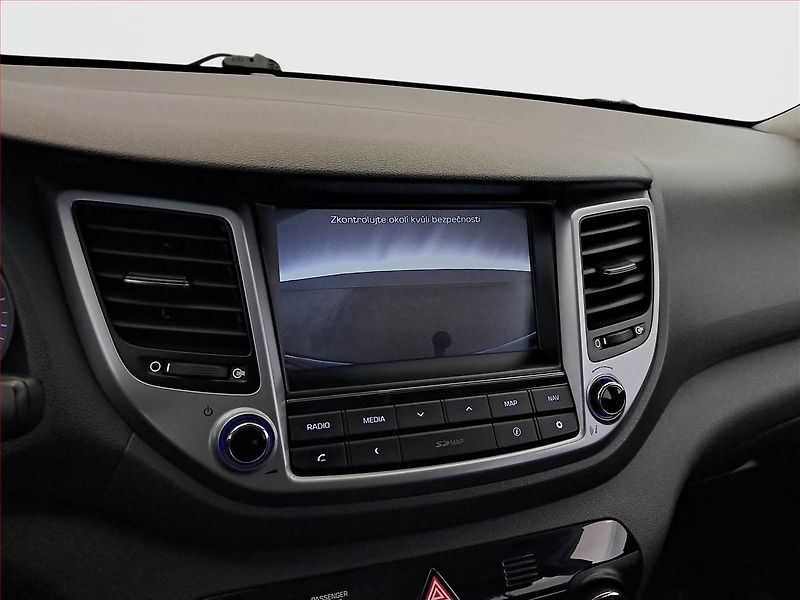Hyundai Tucson (2017) 1.7 CRDi, Serv.kniha, Navi - fotka 16 z 20