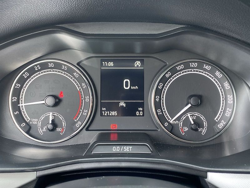 Škoda Scala (2020) 1.6 TDI Style Extra - fotka 11 z 34