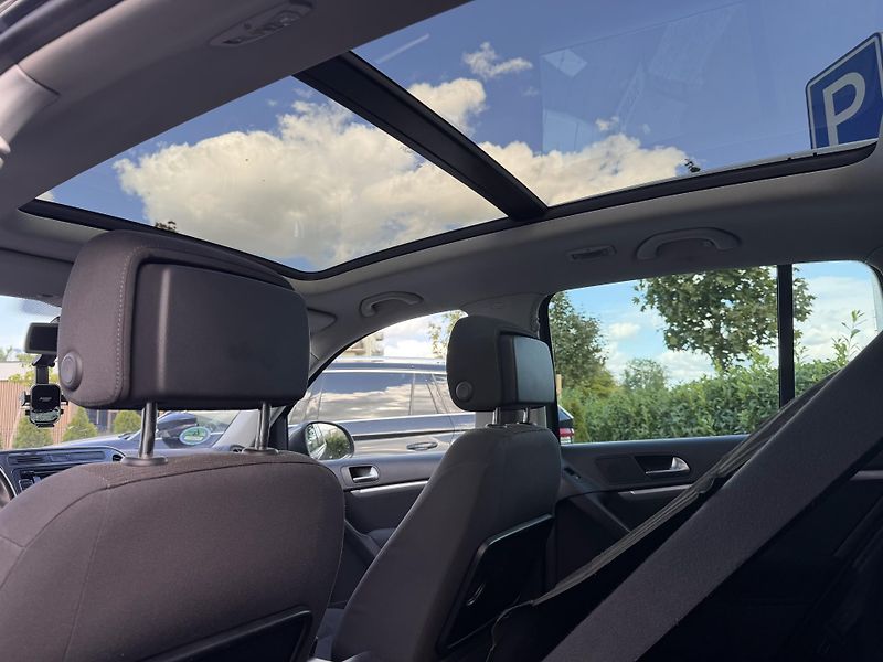 Volkswagen Tiguan (2012) 2.0 TDi 103 kW/DSG/4x4 - fotka 14 z 21
