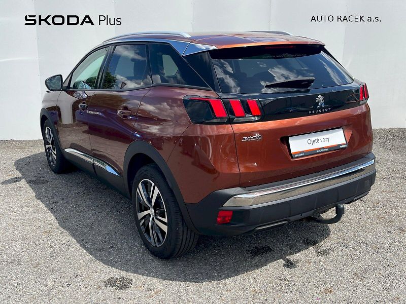 Peugeot 3008 (2017) ALLURE 1.6 THP 121kW - fotka 2 z 26