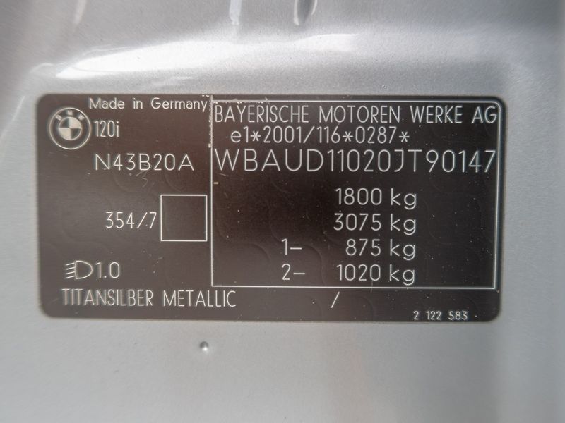 BMW Řada 1 (2007) 2.0i 125KW man – TAŽNÝ - fotka 37 z 40