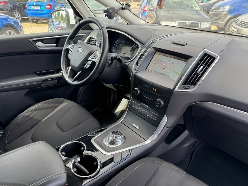 Ford S-MAX (2019) 4X4 2,0 TDCI 140KW TAŽNÉ DPH - fotka 35 z 41