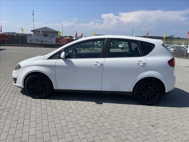 Seat Altea 1,6 TDi 77kw Klima Xenon GPS - fotka 35 z 39