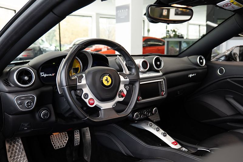 Ferrari California T - fotka 5 z 24