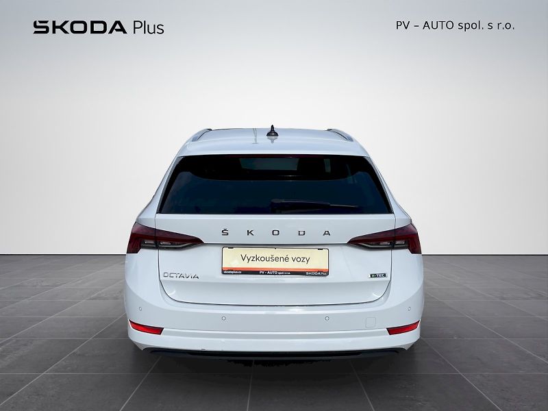 Škoda Octavia (2022) 1.5 TSI e-TEC 110kW DSG Style - fotka 30 z 33