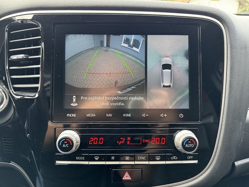 Mitsubishi Outlander (2020) 2.0i Automat SpiritPlus LED - fotka 15 z 49