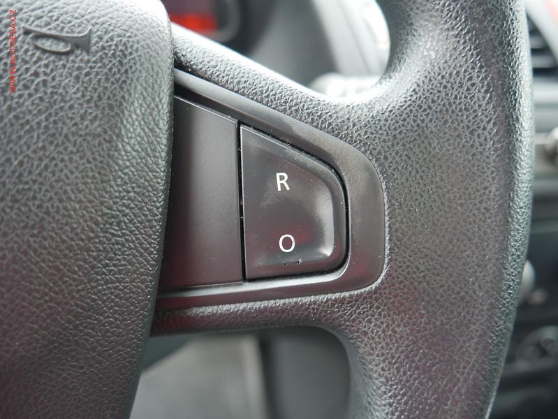 Renault Mégane (2010) 1.5 dCi, AC, temp. STK3/28 - fotka 15 z 18