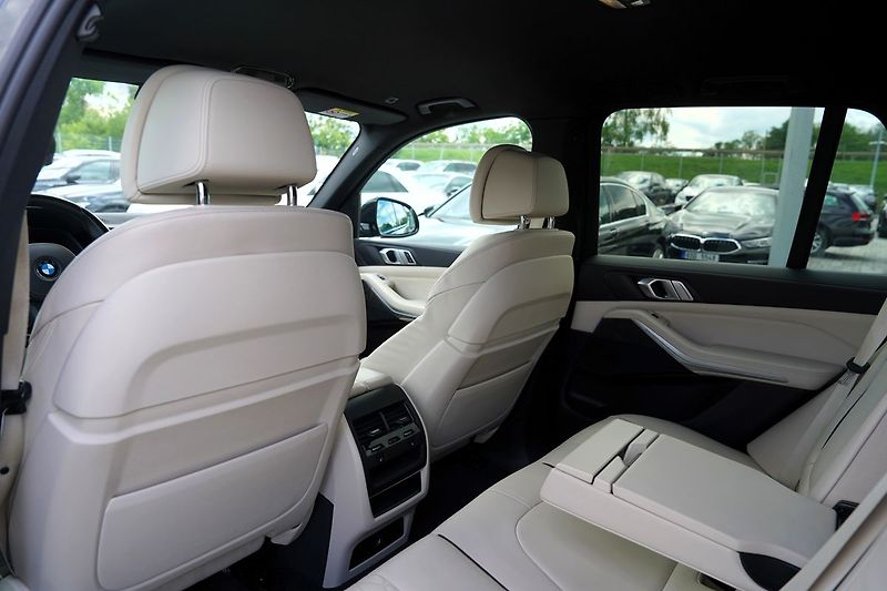 BMW X5 40d xDrive, Mpaket/21/Led/ČR - fotka 16 z 49