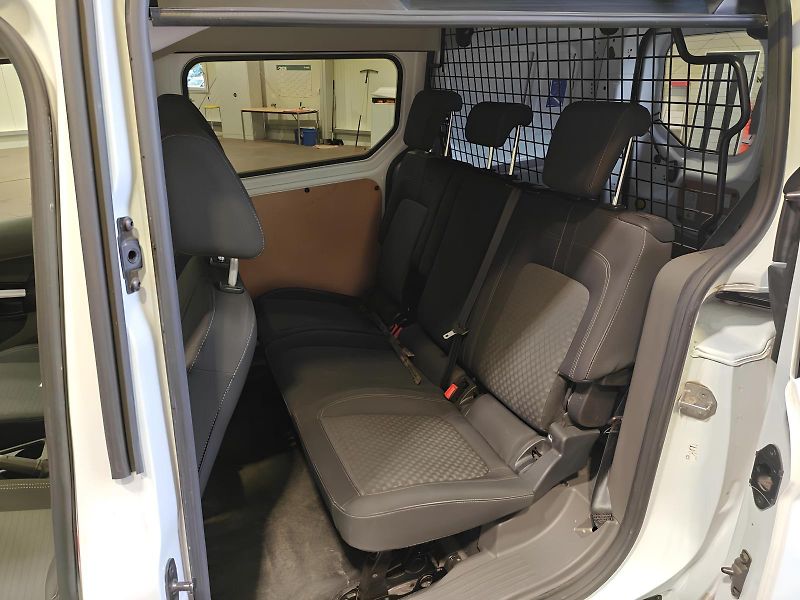 Ford Transit Connect 1.5TDCI 74kW 5-Míst L2 DPH - fotka 4 z 5