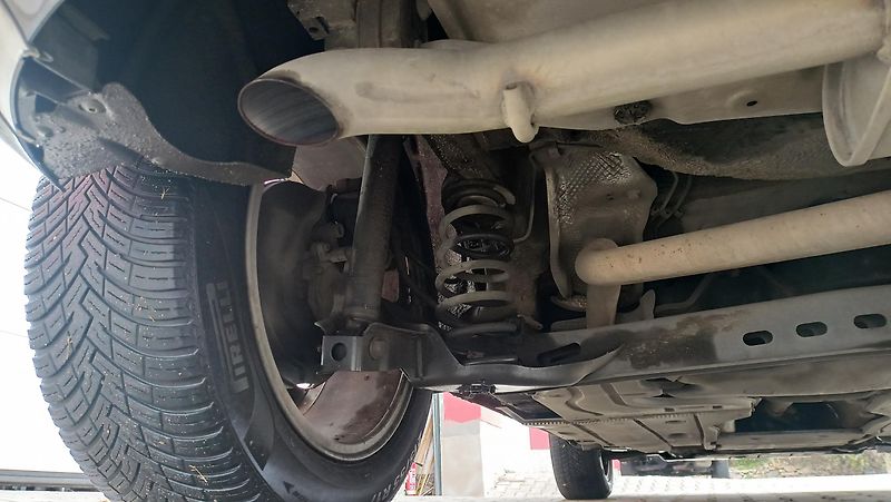 Seat Ateca - fotka 25 z 27
