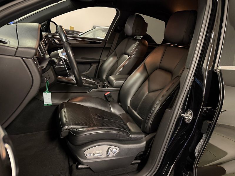 Porsche Macan (2014) S 3.0 V6 190 kW - fotka 8 z 24