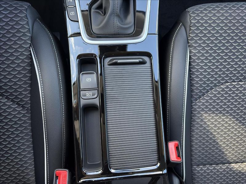 Kia XCeed (2025) 1,6   T-GDI 7DCT EXCLUSIVE - fotka 18 z 23