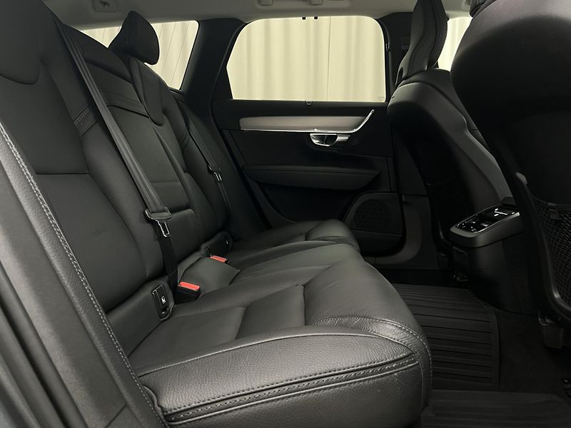Volvo V90 T5 AWD PLUS AUT - fotka 20 z 44