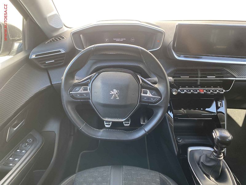 Peugeot 208 (2021) 1.2 PT, Road Trip, LED, navi - fotka 11 z 18