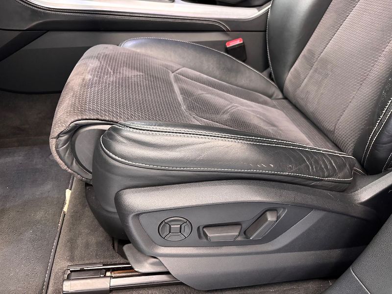 Audi Q8 50 3.0 TDI QUATTRO S-LINE - fotka 13 z 34