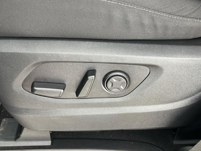 Hyundai Staria Smart - fotka 27 z 30