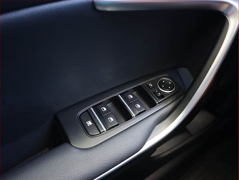 Kia Ceed (2020) 1.0 T-GDI, Tempomat - fotka 17 z 19