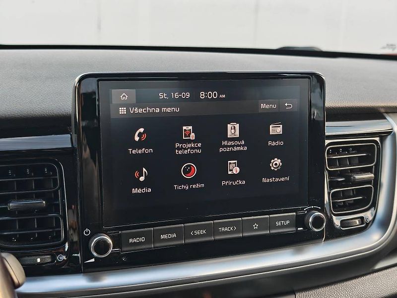Kia Stonic 1,0 T-GDi GPF 7DCT EXCLUSIVE 7 - fotka 16 z 23