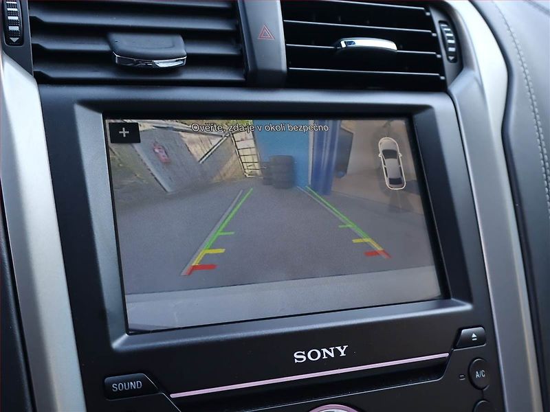 Ford Mondeo (2018) Vignale 2.0 Hybrid, Automat - fotka 15 z 18