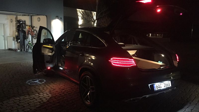 Mercedes-Benz GLE (2017) 350d 4MATIC kupé-tažné+stř.nos - fotka 7 z 10