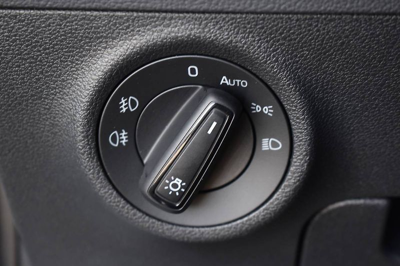 Škoda Karoq (2022) 1.5TSI 110kW TOUR, Tažné - fotka 17 z 28