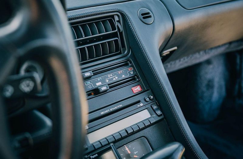 Porsche 928 (1992) GTS - fotka 21 z 65
