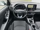 Hyundai i30 1,5 T-GDI Combi Smart PDC - náhled 7