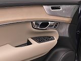Volvo XC90 (2026) B5 AWD AUT DARK PLUS 7míst - náhled 29