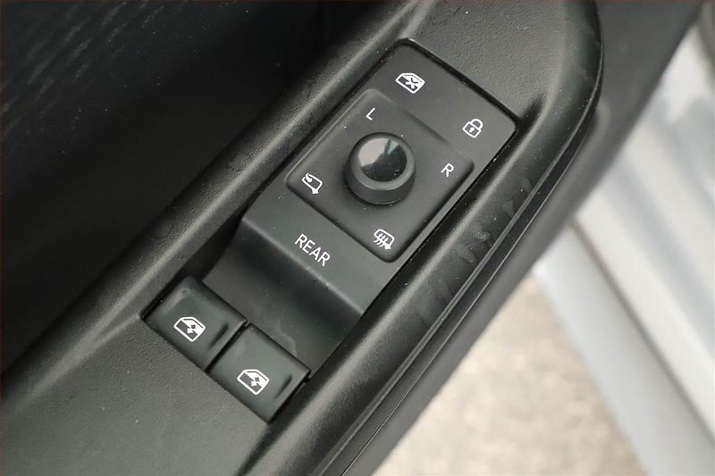 Cupra Born (2022) 58 e-boost, SoH 91% - fotka 9 z 21